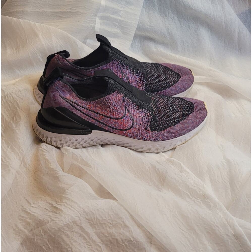 Nike Epic Phantom React Flyknit Sneakers Womens 8.5 Youth 7 Purple Black Slip On